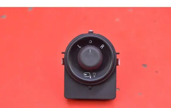 Opel Mokka Mirror heating switch 95034818