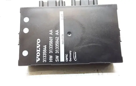 Volvo V70 Tailgate/trunk control unit/module 31335844
