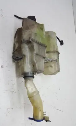 Volvo V70 Windshield washer fluid reservoir/tank 9178881