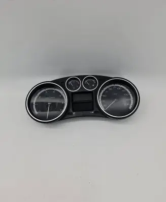 Peugeot 308 Speedometer (instrument cluster) 9665107380 503001550110 TNA55F151
