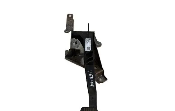 Volvo V50 Clutch pedal 4N517B633EK 30748726