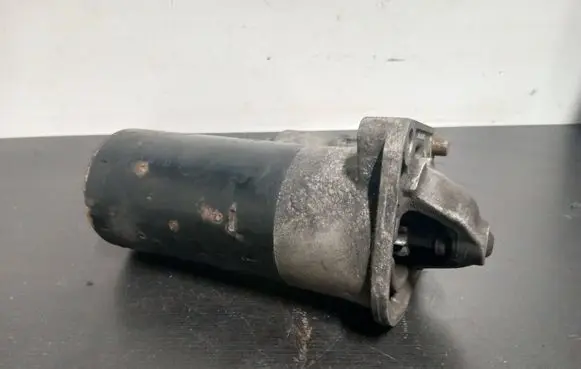 Volvo S80 Starter motor 1005831253