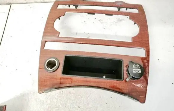Jeep Grand Cherokee (WK) Other interior part 68271f 63823-m