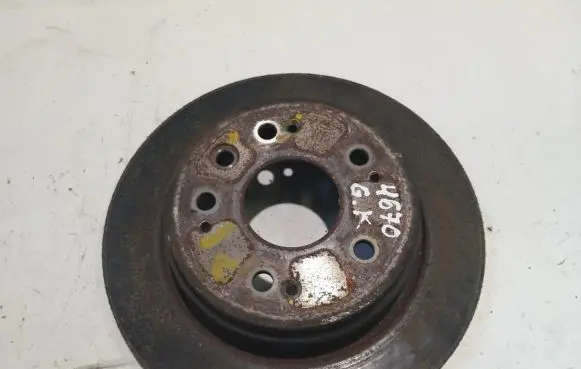 Honda FR-V Rear brake disc neventiliuojamas