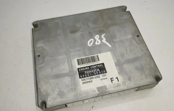 Toyota Corolla Verso AR10 Engine control unit/module 896610F010