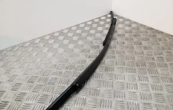 Audi A3 S3 8P Front wiper blade arm 8P2955407A