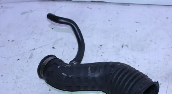 Nissan X-Trail T31 Engine coolant pipe/hose