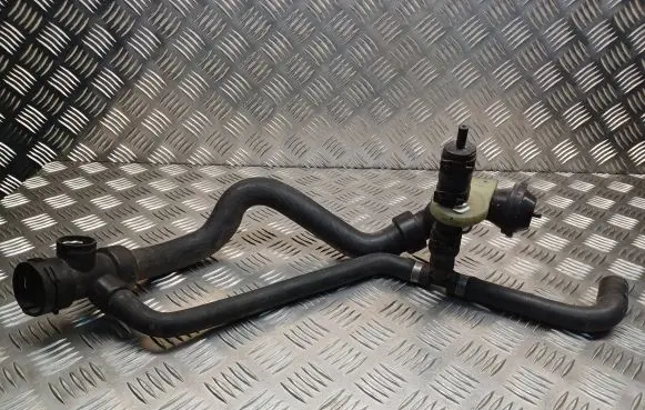 Audi A4 S4 B6 8E 8H Engine coolant pipe/hose 8D0121049G 4A0819809