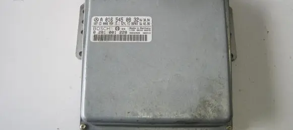 Mercedes-Benz C W202 Engine control unit/module ECU A0165450832