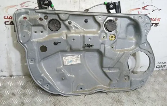 Volkswagen Polo IV 9N3 Front window lifting mechanism without motor 