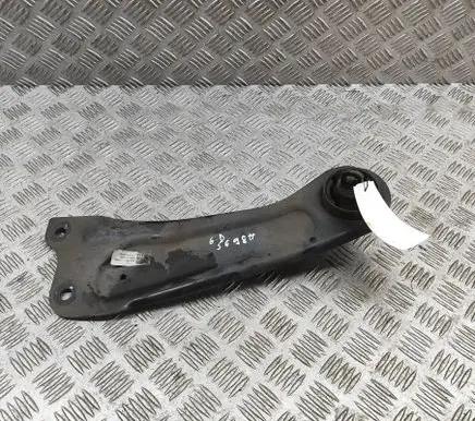 Hyundai Kona I Rear upper control arm/wishbone 55271BF000