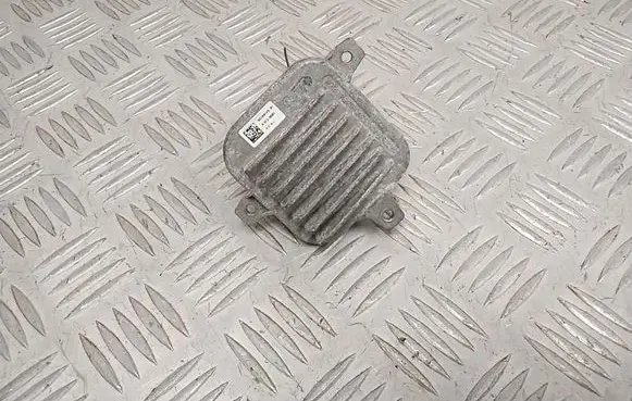 BMW X1 F48 F49 Light module LCM 90068145
