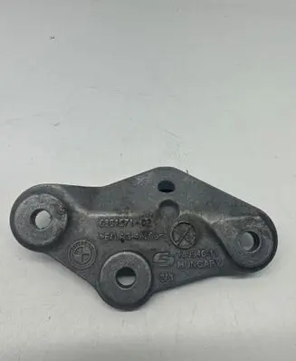 BMW X3 G01 Gearbox mounting bracket 6861571