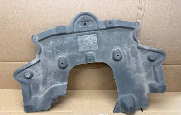 Renault Austral Engine splash shield/under tray 758923997R