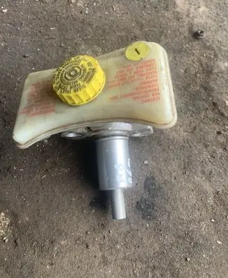Audi A6 S6 C6 4F Master brake cylinder