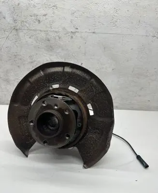 BMW X6 E71 Rear wheel hub 6770984