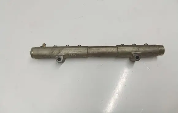 Fuel main line pipe