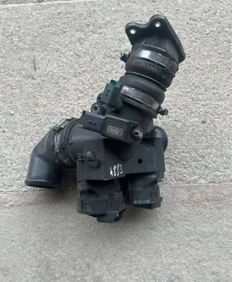 Volvo V50 Throttle valve 9655971880 25352157