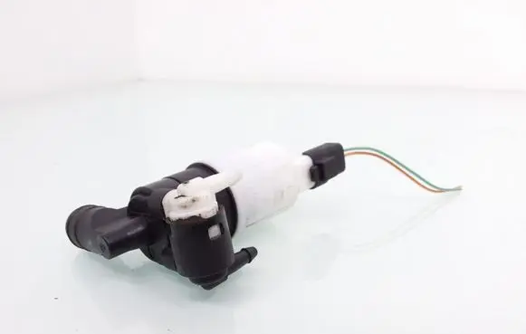 Renault Megane II Windscreen/windshield washer pump 8200067015 8200295685