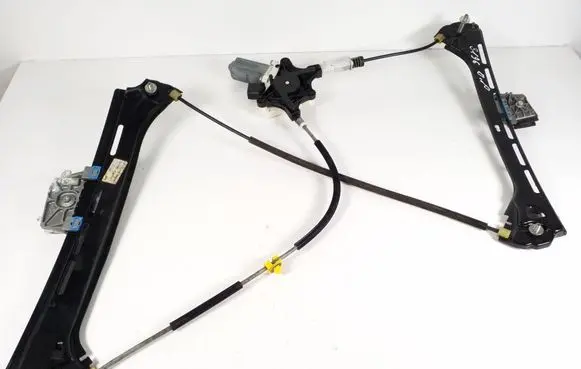 Mercedes-Benz E C207 W207 Front door window regulator with motor A2077200246