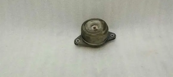 Mercedes-Benz S W221 Engine mount bracket A2212401917