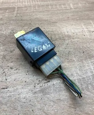 Subaru Forester SF Window wiper relay RK0098