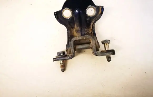 Mitsubishi Carisma Front door upper hinge