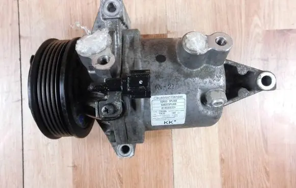 Nissan Juke I F15 Air conditioning (A/C) compressor (pump) 926003PU6B