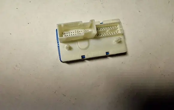 BMW 4 G22 G23 G24 G26 Fuse module 8795478 2031259584 11812010