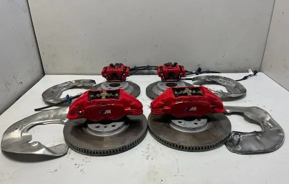 BMW X2 U10 Brake discs and calipers set 8876821 8876822