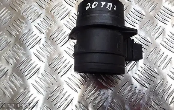 Skoda Octavia Mk2 (1Z) Mass air flow meter 0281002735 03G906461C