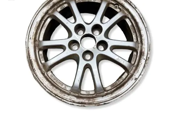 Toyota Prius (XW50) R15 alloy rim 