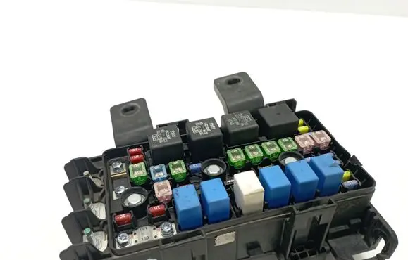 Hyundai Sonata Fuse module 919503K540 00333771