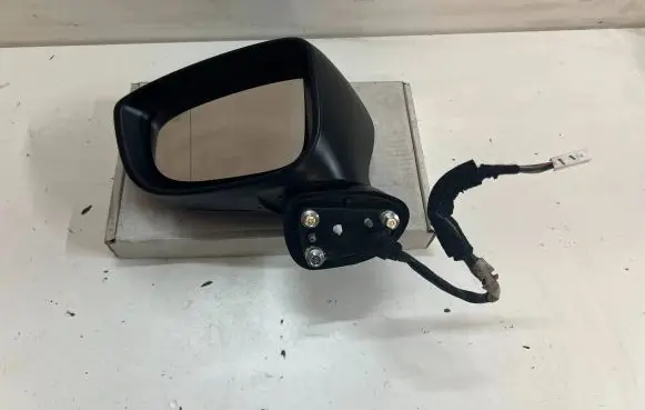 Mazda 2 Front door electric wing mirror
