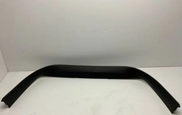 Volvo XC70 Tailgate trim