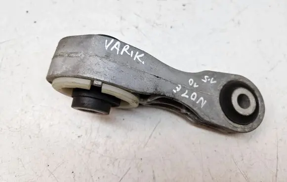 Nissan Note (E11) Engine mount bracket 326C62
