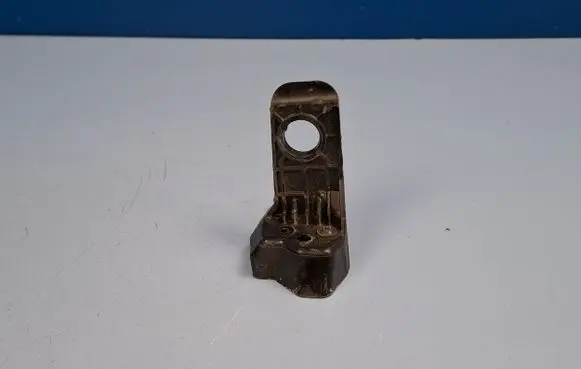 KIA Sportage Headlight/headlamp mounting bracket NQ5E 92101R2010
