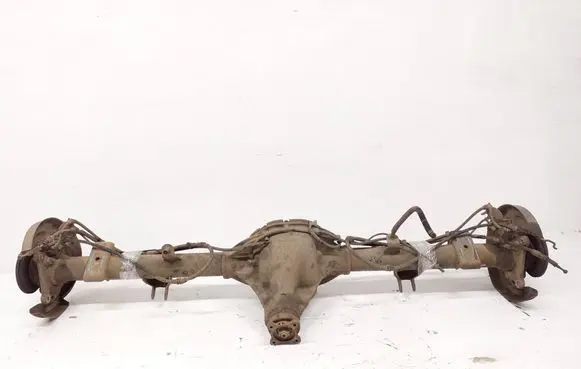 Volkswagen Amarok Rear axle beam with reductor 40098209