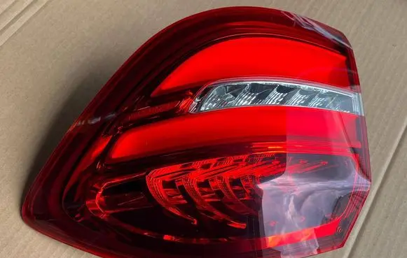 Rear/tail lights