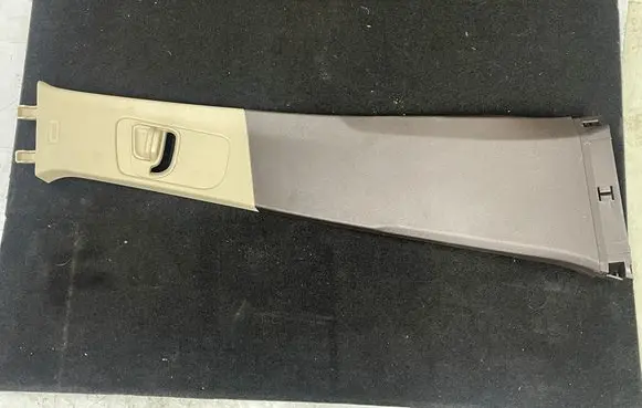 Opel Astra J (B) pillar trim (top) 13259168 322225228