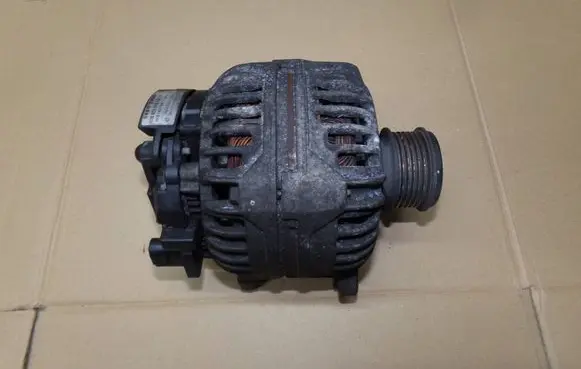 Volkswagen Sharan Generator/alternator 021903025K
