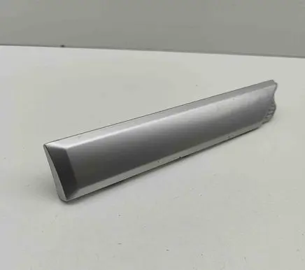 Dashboard glove box trim