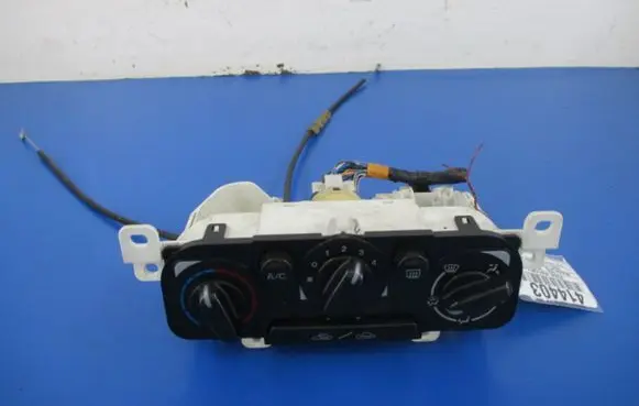 Mazda 323 Climate control unit