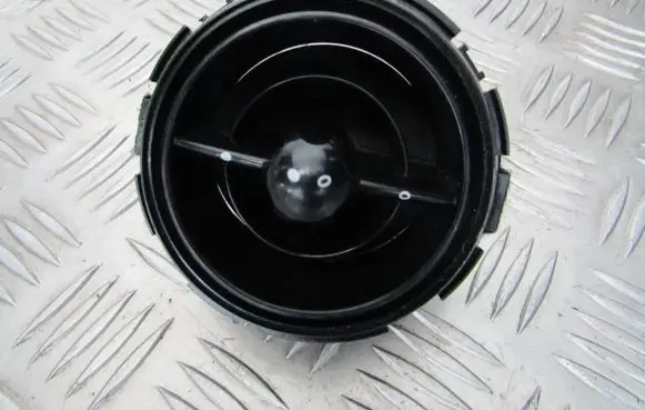 Mini One - Cooper R50 - 53 Dash center air vent grill