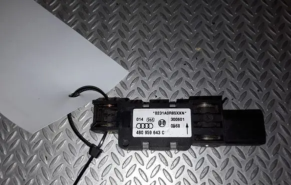 Audi A6 S6 C5 4B Airbag deployment crash/impact sensor 4B0959643C