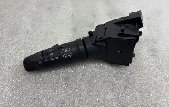 Nissan X-Trail T30 Indicator stalk 255408H7005118
