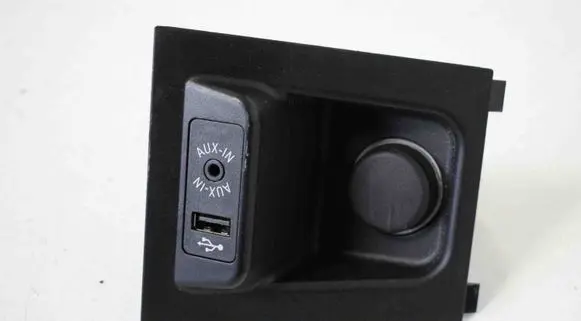 BMW X5 F15 AUX in-socket connector 9266607