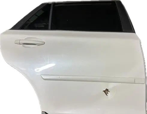Subaru Outback (BS) Rear door