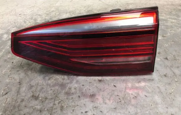 Volkswagen Multivan T7 Tailgate rear/tail lights 7T0945094