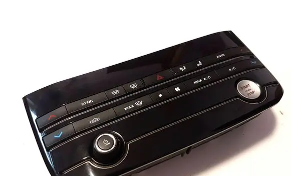 Jaguar F-Pace Climate control unit GX6318C858HE